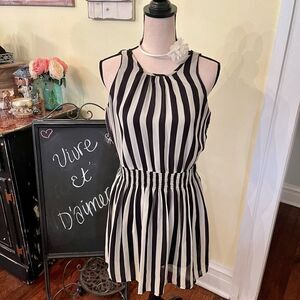 🌺French Chic🌺 COQUETTE Wide Stripe Smocked Waist Dress Sz M